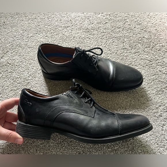 Clarks Men's Size 9 W Wide Eldredge Black Leather Derby Oxfords Cap-toe - Picture 1 of 5